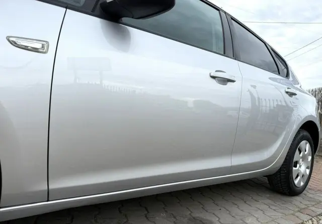 OPEL Astra 1.4 Selection