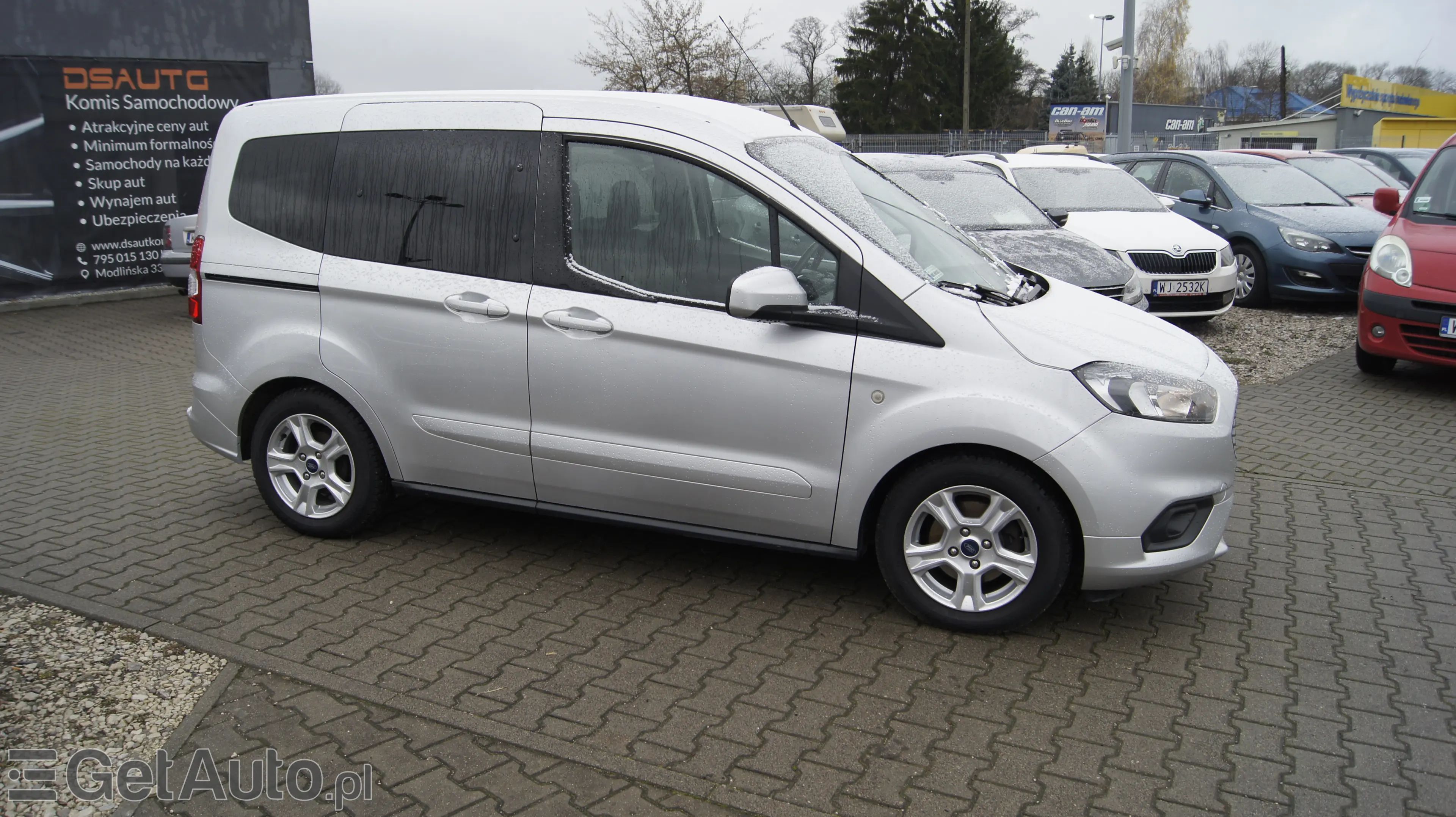 FORD Tourneo Courier 