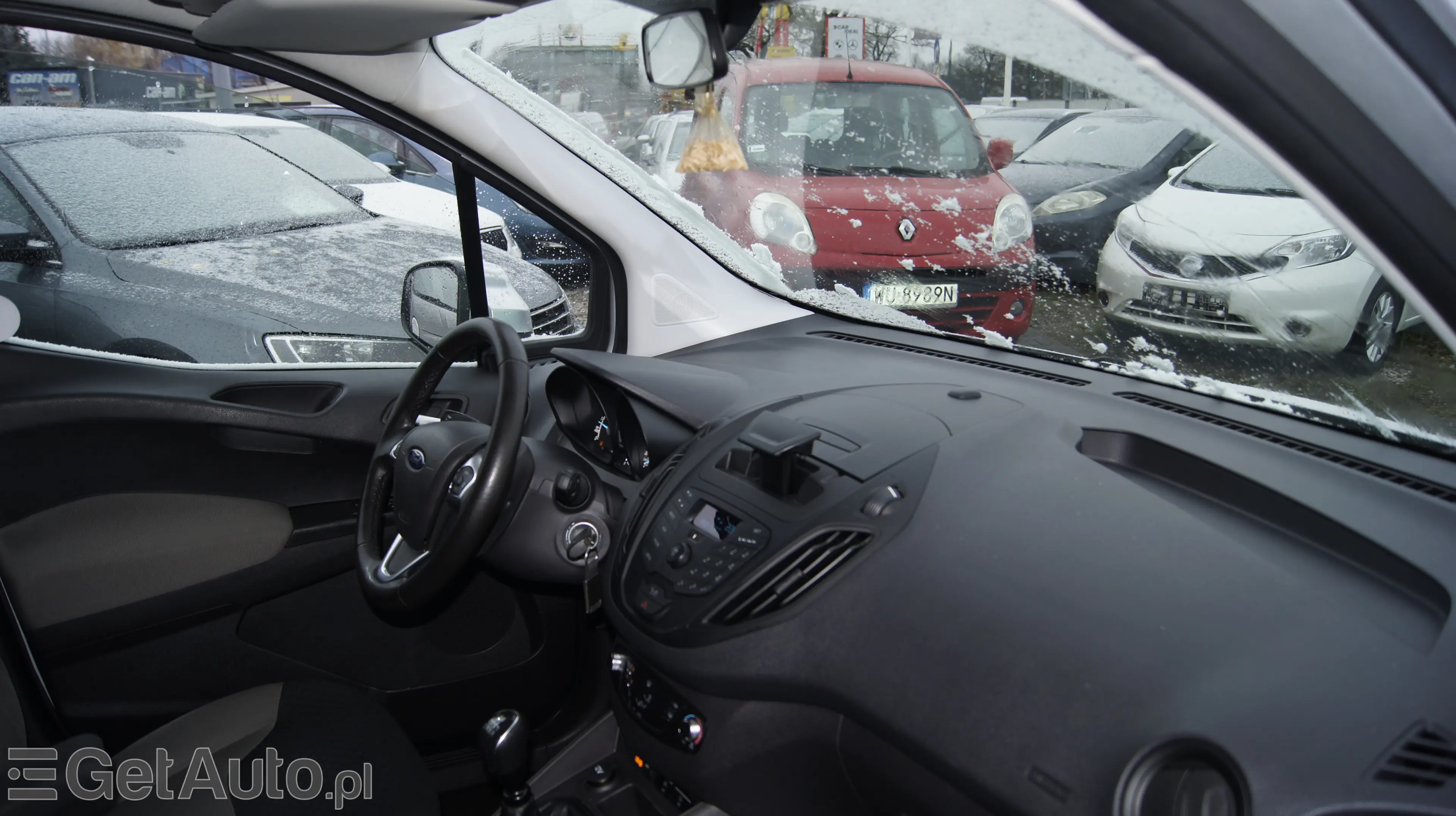 FORD Tourneo Courier 