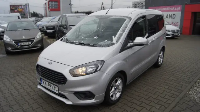 FORD Tourneo Courier 