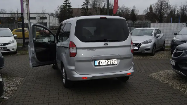 FORD Tourneo Courier 
