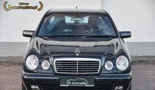 MERCEDES-BENZ Klasa E 