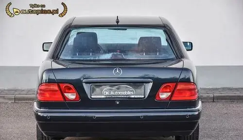 MERCEDES-BENZ Klasa E 