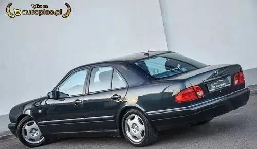 MERCEDES-BENZ Klasa E 