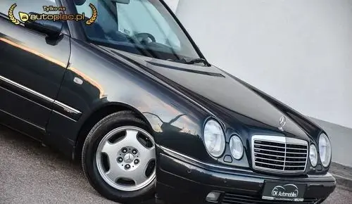 MERCEDES-BENZ Klasa E 