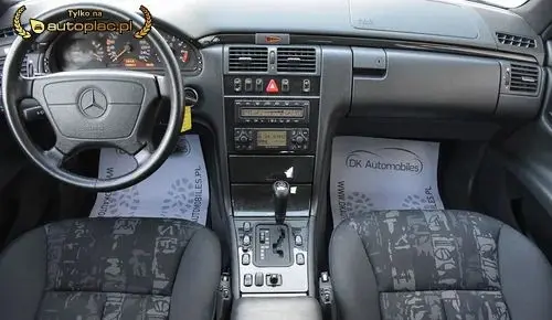 MERCEDES-BENZ Klasa E 