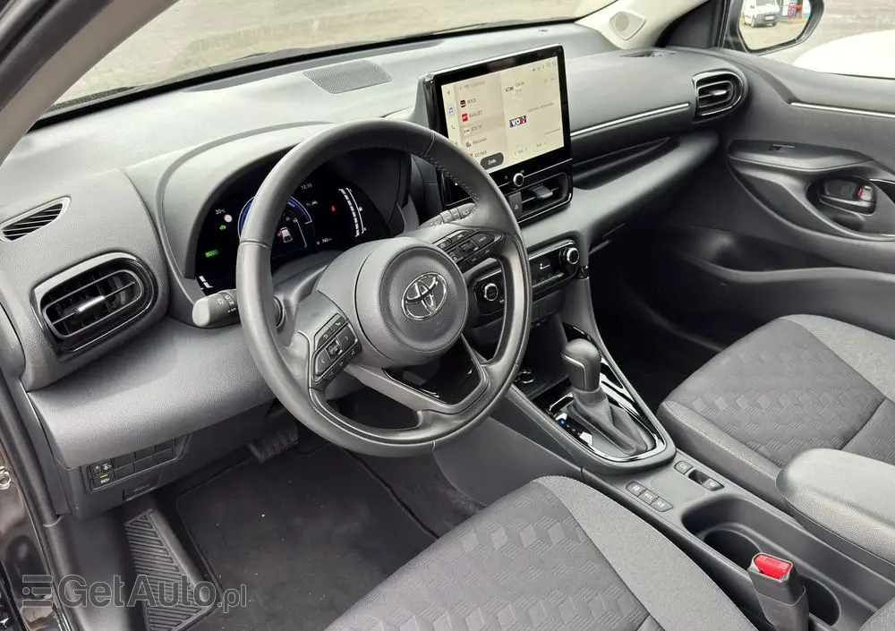 TOYOTA Yaris Hybrid 1.5 VVT-i Elegant