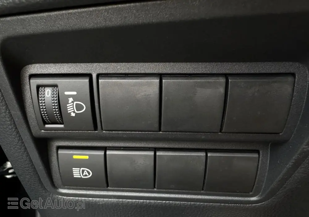 TOYOTA Yaris Hybrid 1.5 VVT-i Elegant