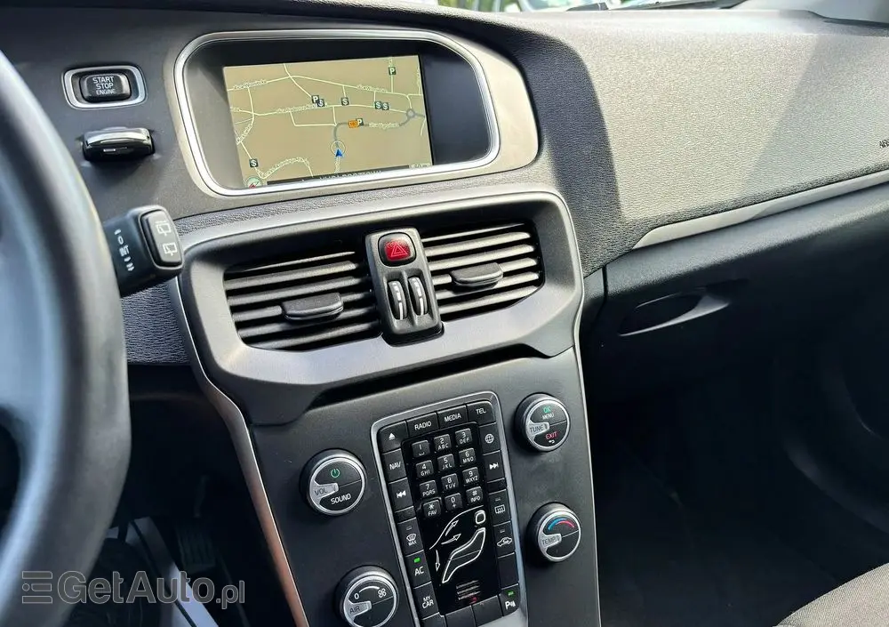 VOLVO V40 D2 Drive-E Kinetic