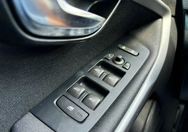 VOLVO V40 D2 Drive-E Kinetic