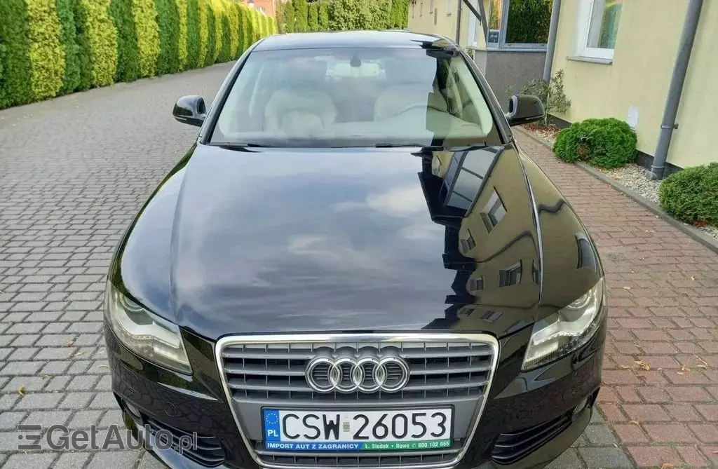 AUDI A4 