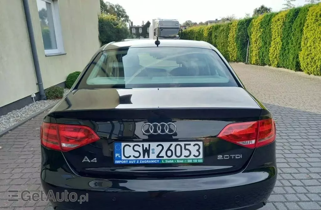 AUDI A4 