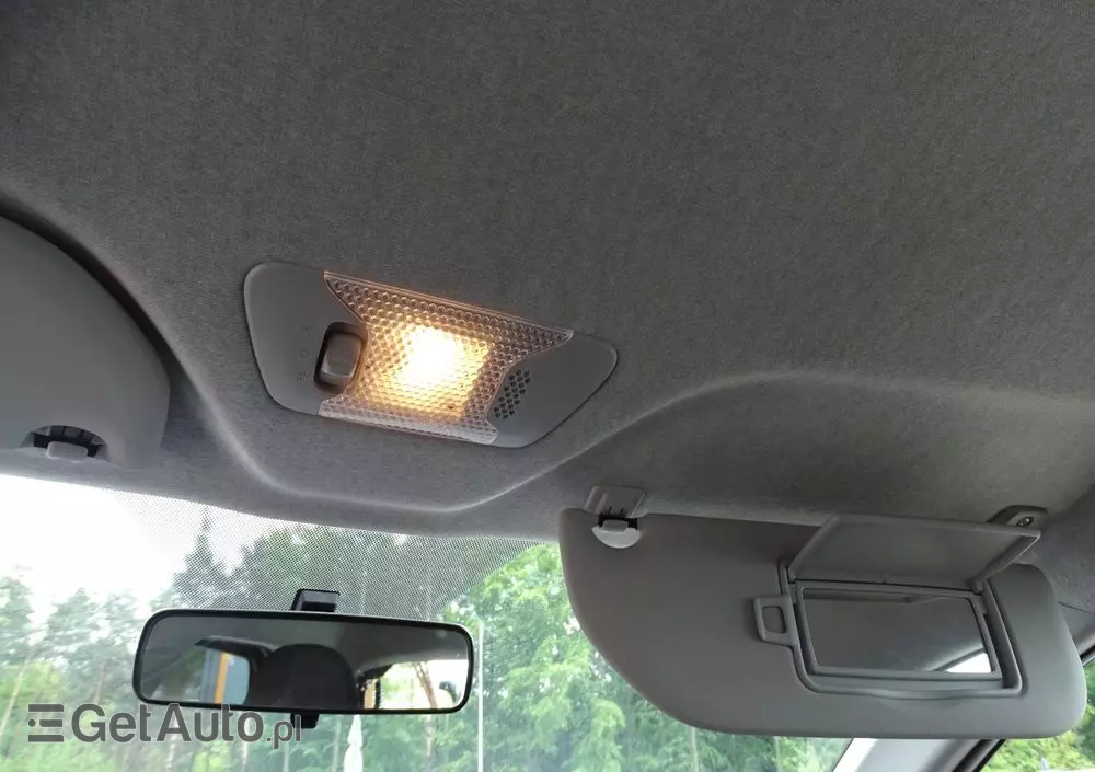 TOYOTA Aygo X-business