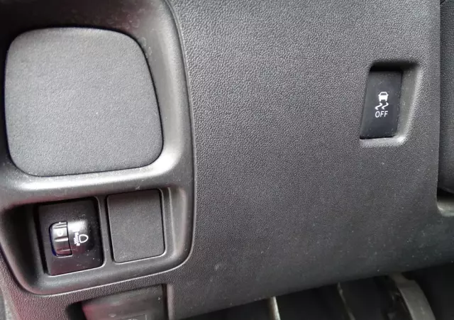 TOYOTA Aygo X-business