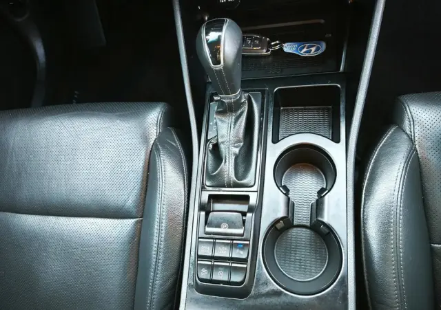 HYUNDAI Tucson 1.6 CRDi Premium 2WD DCT