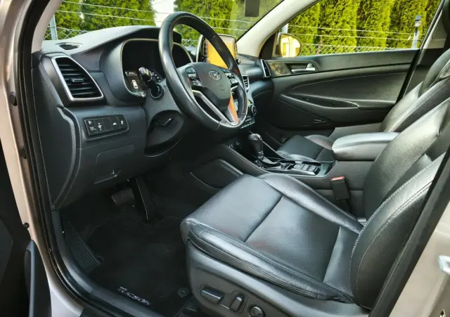 HYUNDAI Tucson 1.6 CRDi Premium 2WD DCT