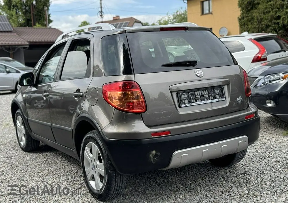 FIAT Sedici 1.6 16V 4x4 Emotion