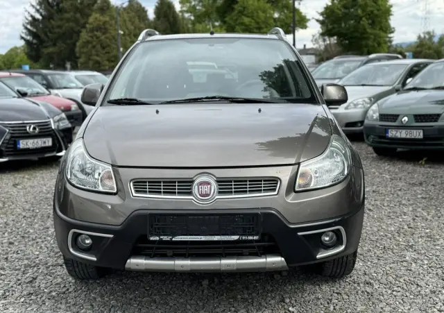FIAT Sedici 1.6 16V 4x4 Emotion