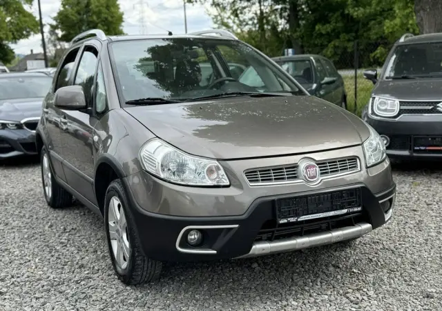 FIAT Sedici 1.6 16V 4x4 Emotion