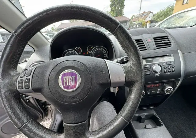 FIAT Sedici 1.6 16V 4x4 Emotion