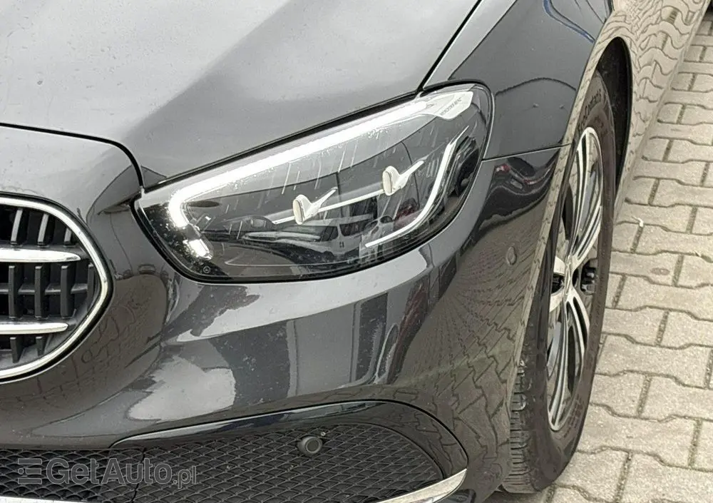 MERCEDES-BENZ Klasa E 