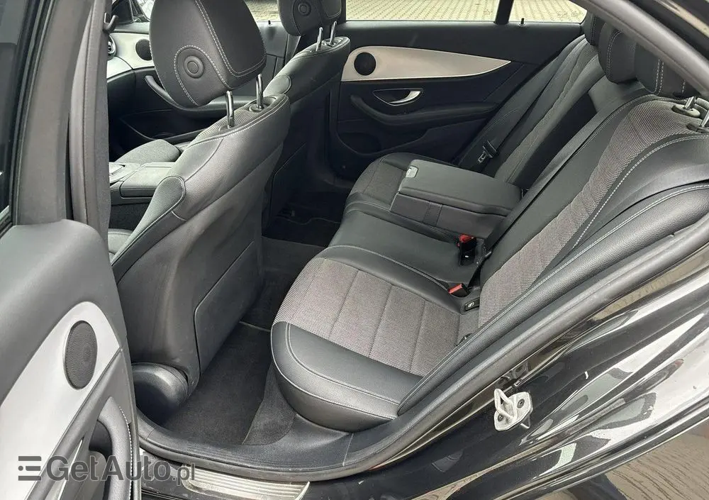 MERCEDES-BENZ Klasa E 