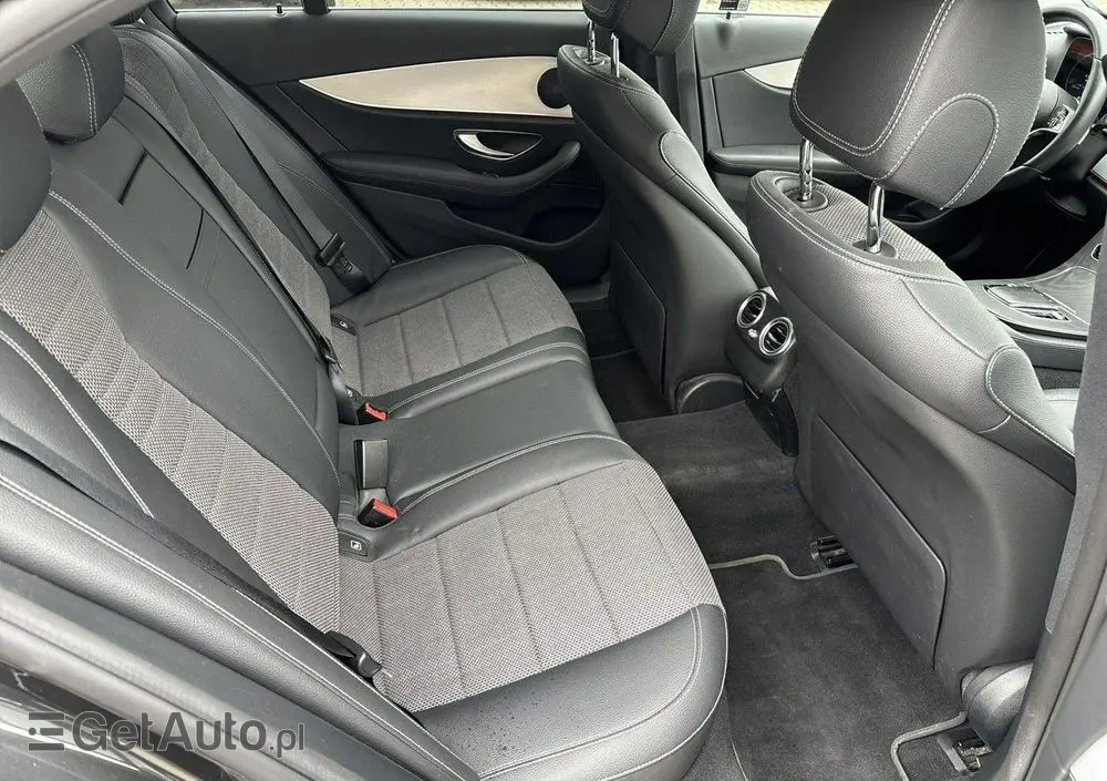 MERCEDES-BENZ Klasa E 