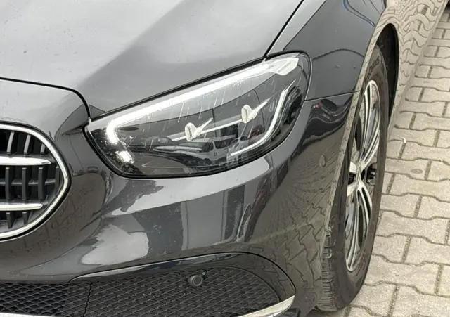 MERCEDES-BENZ Klasa E 