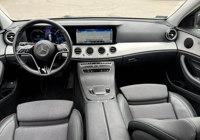 MERCEDES-BENZ Klasa E 