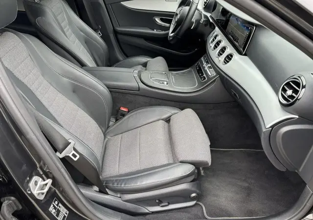 MERCEDES-BENZ Klasa E 