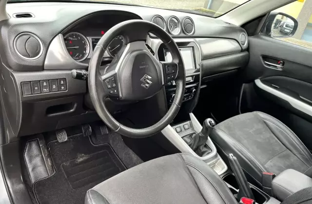SUZUKI Vitara 