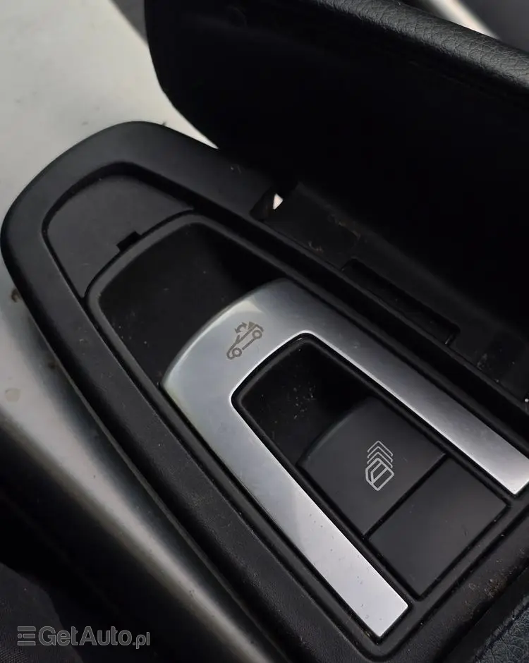 MERCEDES-BENZ SLK 200 BlueEFFICIENCY 7G-TRONIC Roadster pur