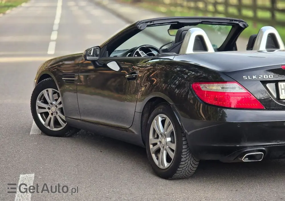 MERCEDES-BENZ SLK 200 BlueEFFICIENCY 7G-TRONIC Roadster pur
