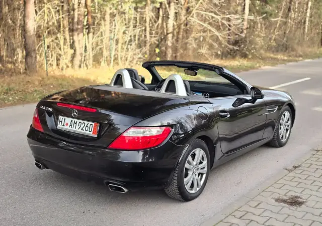MERCEDES-BENZ SLK 200 BlueEFFICIENCY 7G-TRONIC Roadster pur