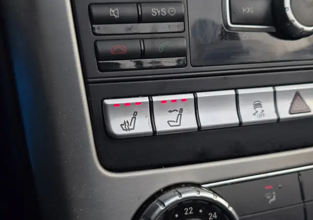 MERCEDES-BENZ SLK 200 BlueEFFICIENCY 7G-TRONIC Roadster pur