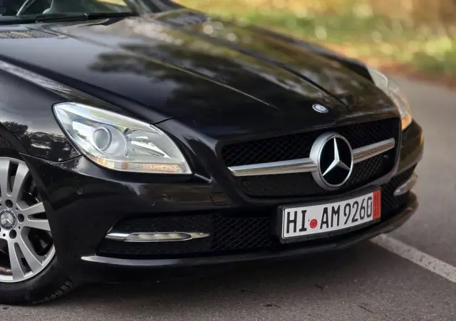 MERCEDES-BENZ SLK 200 BlueEFFICIENCY 7G-TRONIC Roadster pur