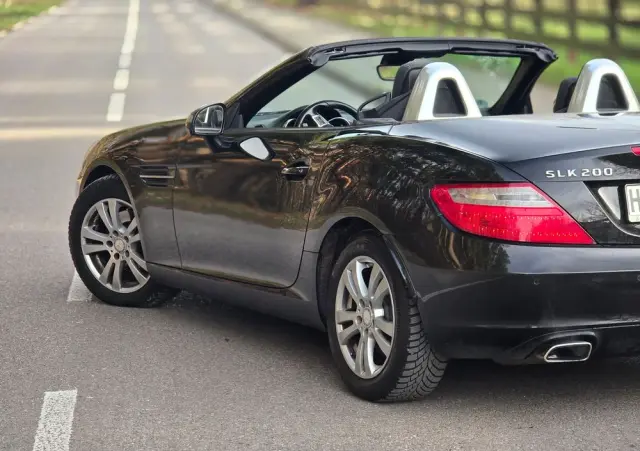 MERCEDES-BENZ SLK 200 BlueEFFICIENCY 7G-TRONIC Roadster pur