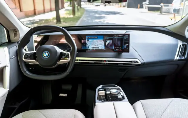 BMW IX XDrive50 111.5kWh