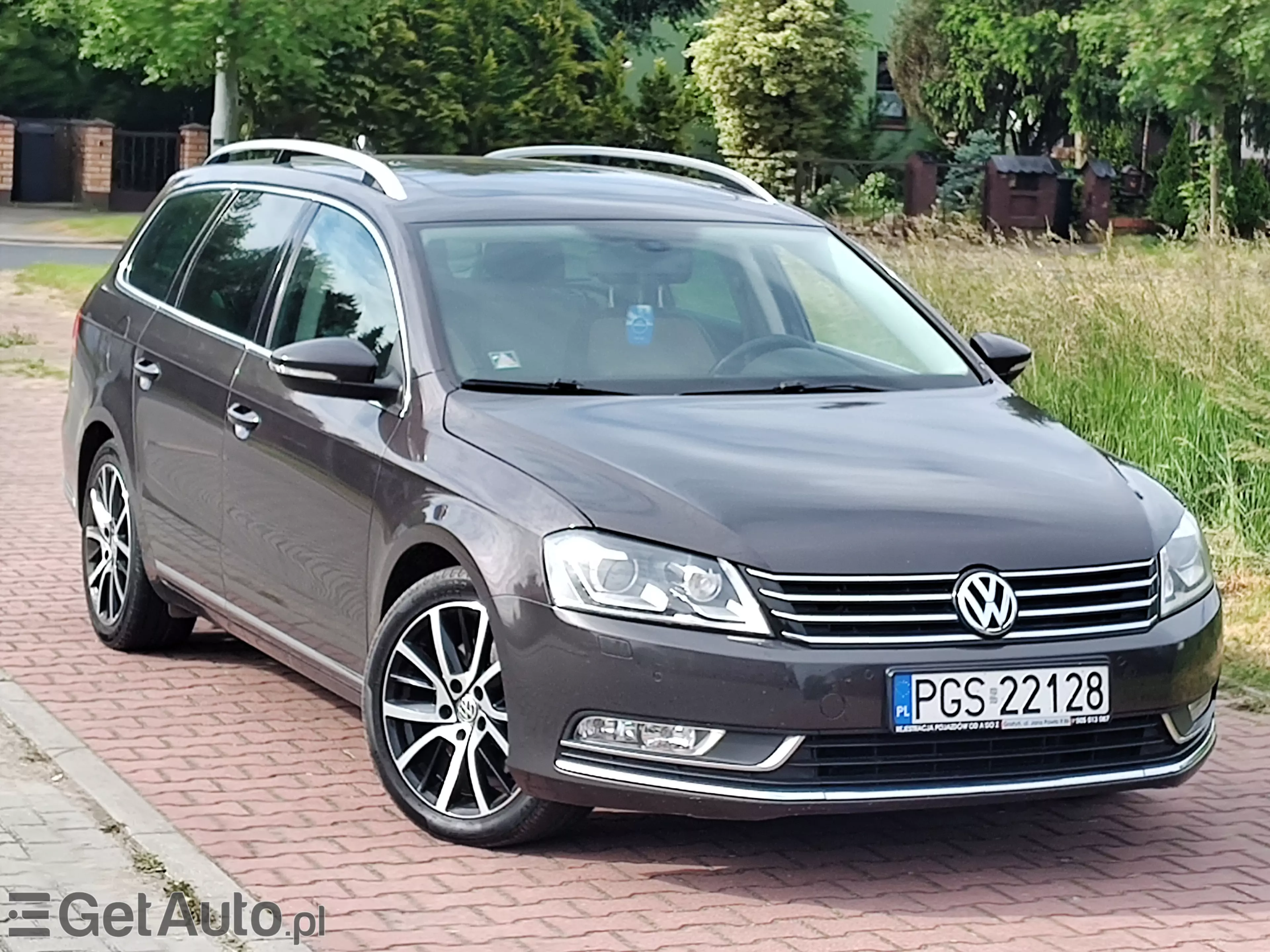 VOLKSWAGEN Passat Highline
