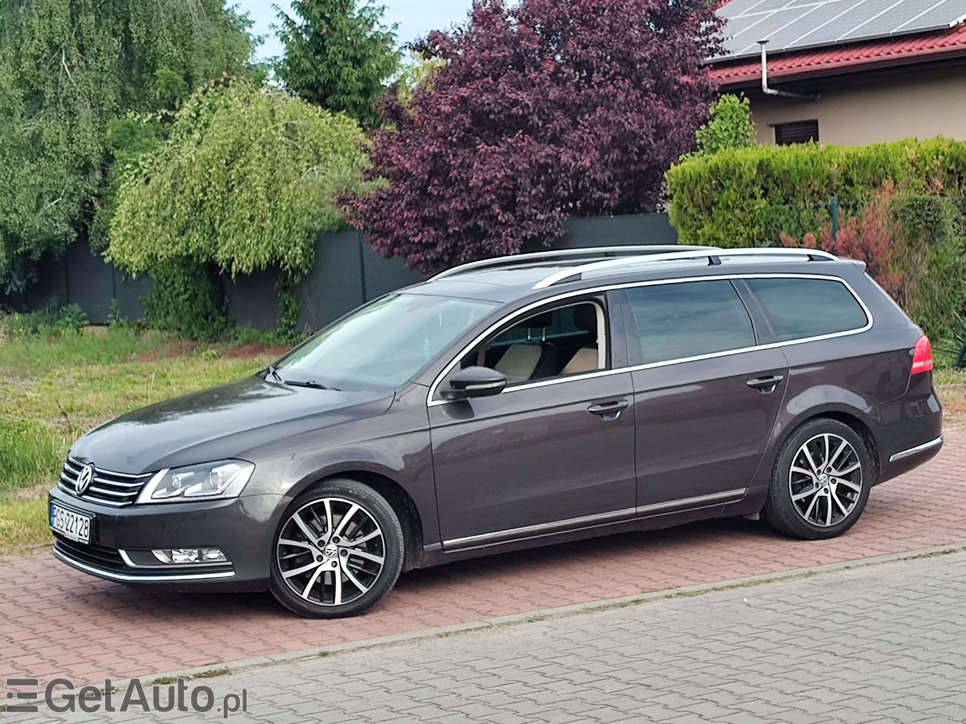 VOLKSWAGEN Passat Highline