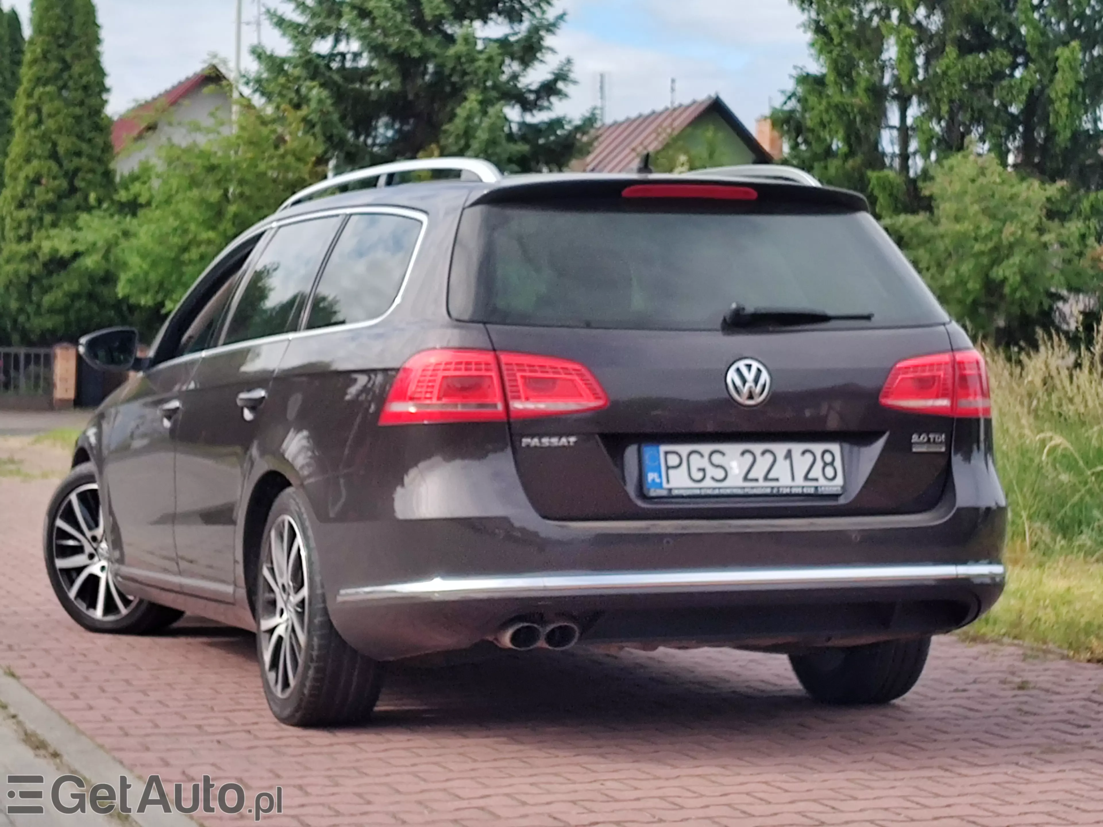 VOLKSWAGEN Passat Highline