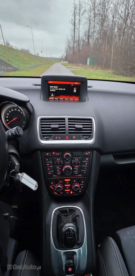 OPEL Meriva 1.4 Design Edition