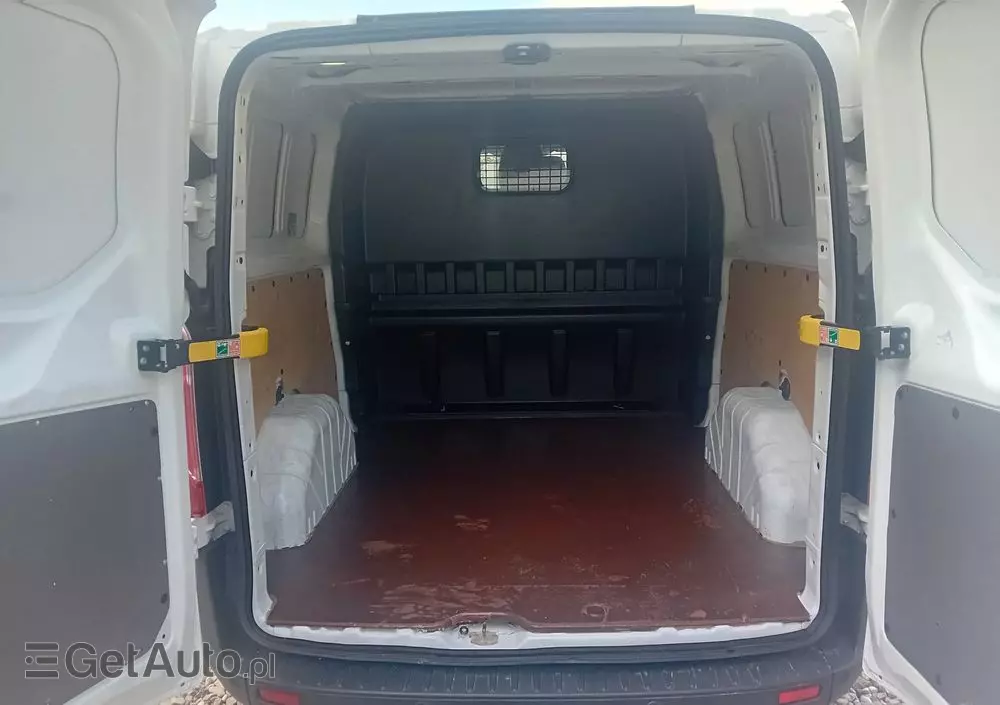 FORD Transit Custom Brygadówka 6- osobowy 