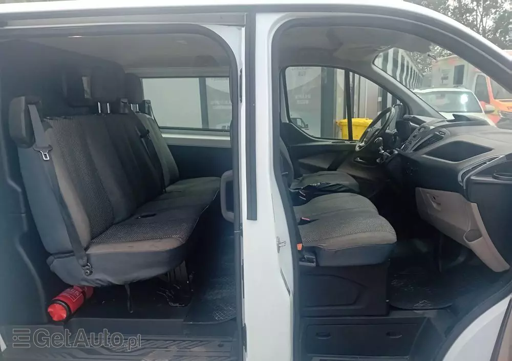 FORD Transit Custom Brygadówka 6- osobowy 