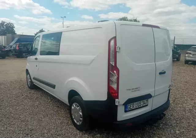 FORD Transit Custom Brygadówka 6- osobowy 