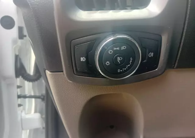 FORD Transit Custom Brygadówka 6- osobowy 