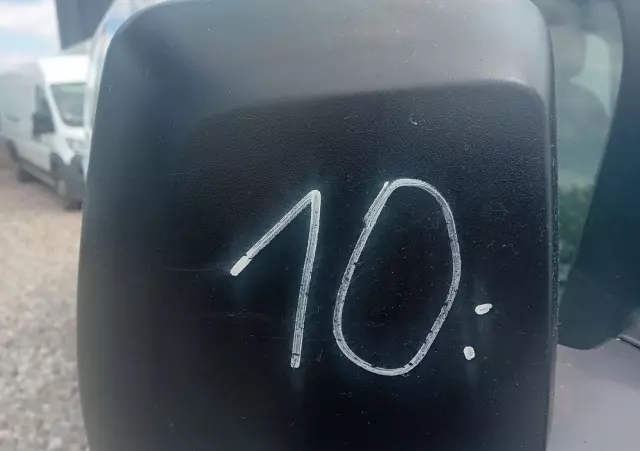 FORD Transit Custom Brygadówka 6- osobowy 