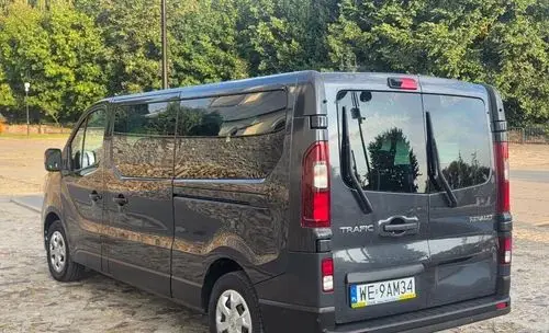 RENAULT Trafic 