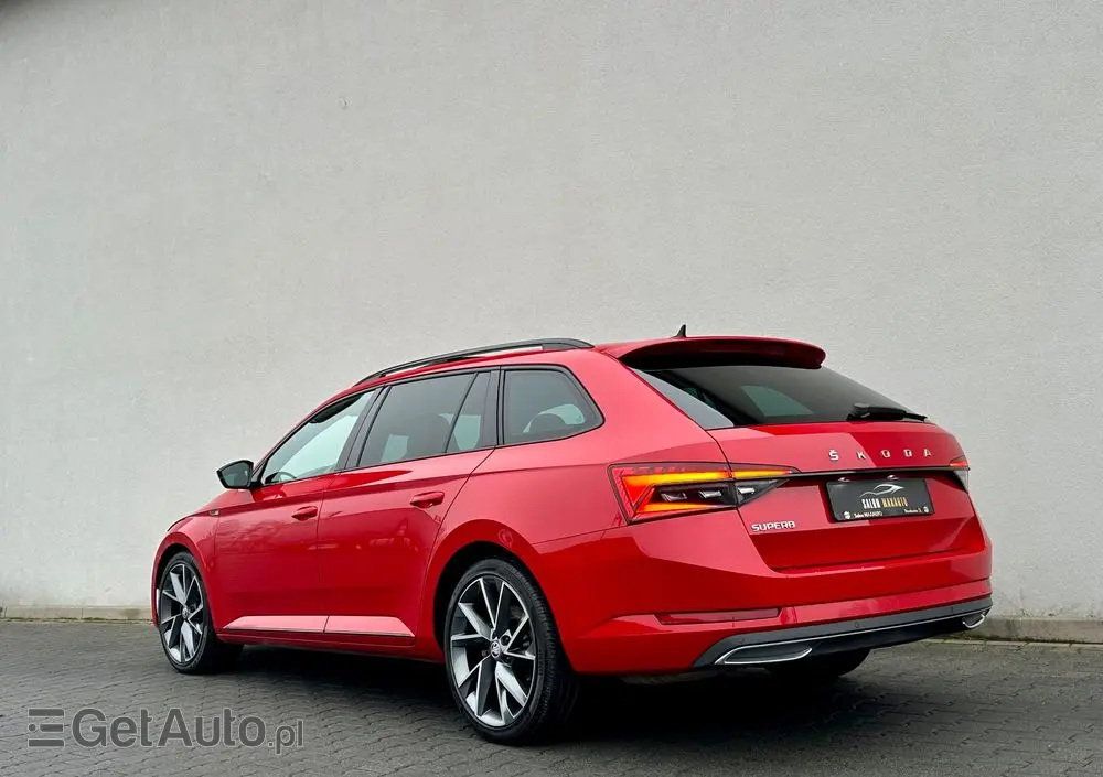 SKODA Superb 2.0 TDI SCR Sportline DSG