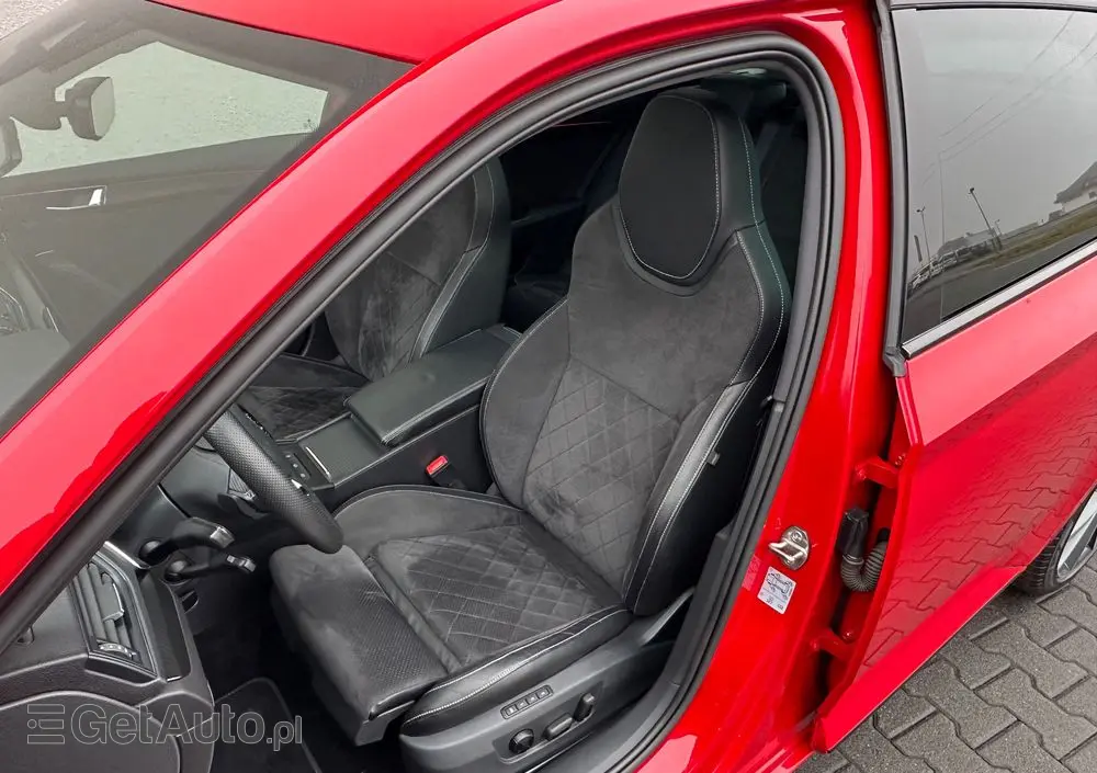 SKODA Superb 2.0 TDI SCR Sportline DSG